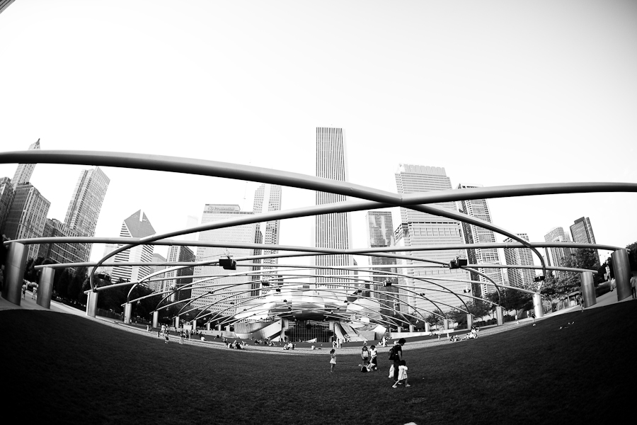 chicago_9 chicago wedding photographer, table 4 weddings photography, Jay Pritzker Pavilion, millennium park