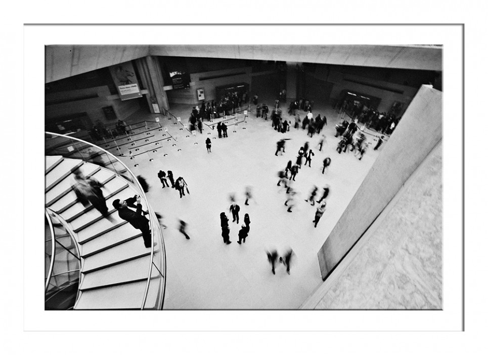 louvre-white-frame by Table4 Photography.