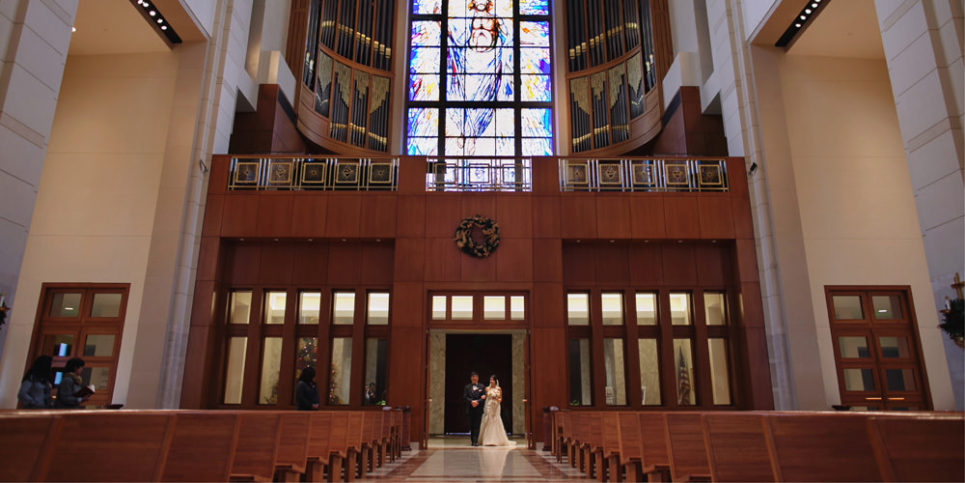 Dianna-Hung-Album-Dream_07 by ©Table4 Weddings // www.table4weddings.com.