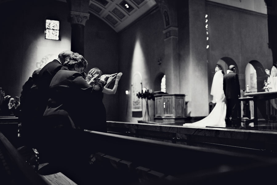 classy elegant wedding at st. anne's catholic church in houston photographed by wedding photographer table4 weddings