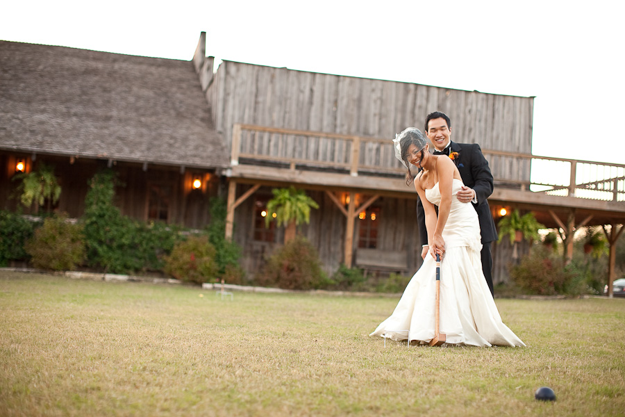 classic country outdoor wedding ceremony at texas old town kyle photographed by table4