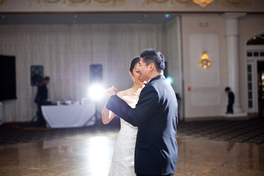 simple classy wedding in clifton new jersey photographed by new jersey wedding photographer table4