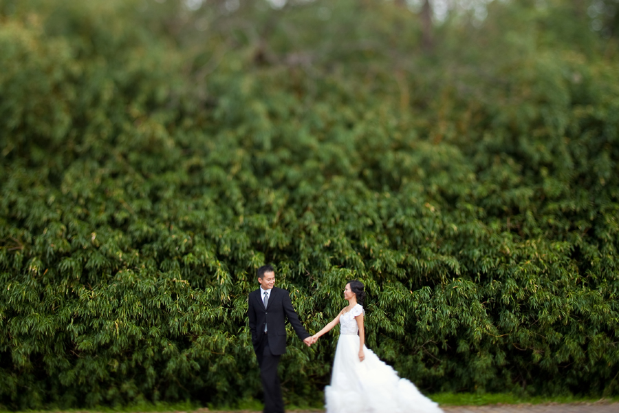 classic and elegant bridal session at white rock lake dallas texas photographed by table4