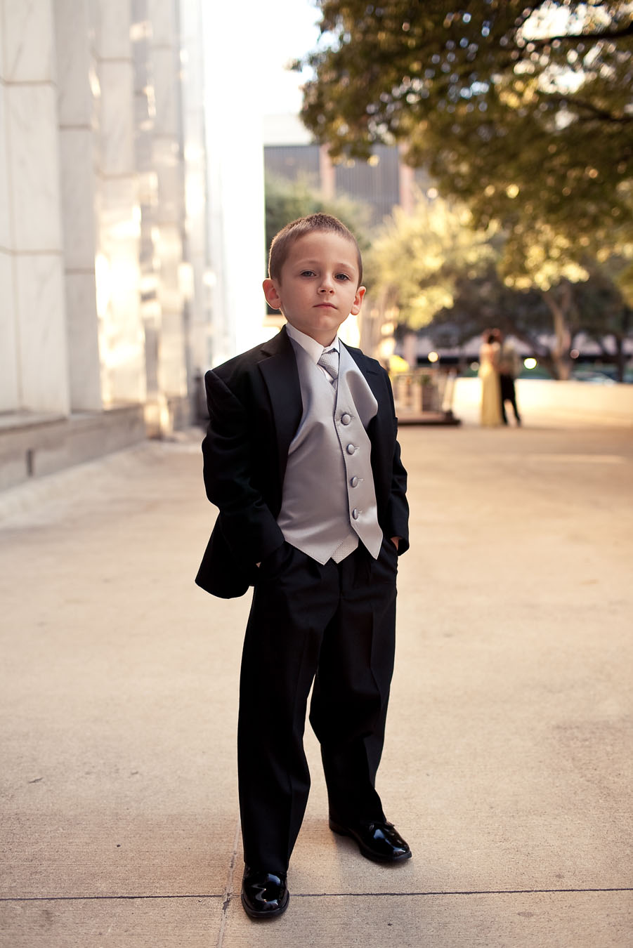 classy luxury outdoor wedding at beck park dallas by table4 wedding photography