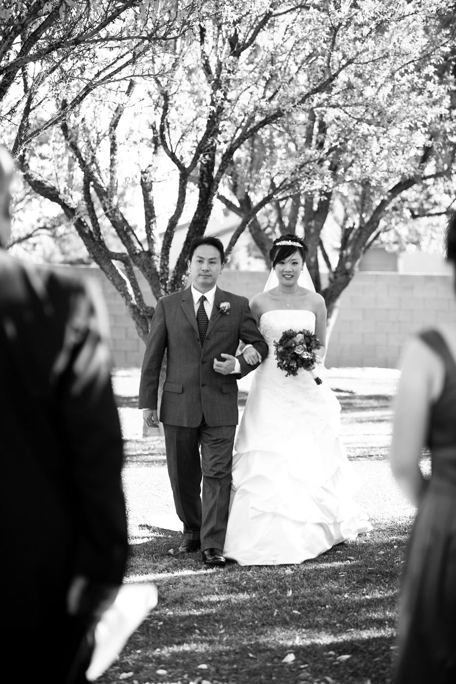 colorful outdoor wedding at the grove in las vegas by destination wedding photographer table4 weddings