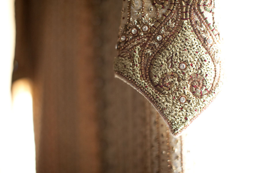 indian pakistani wedding reception in houston texas photographed by dallas wedding photographer table4