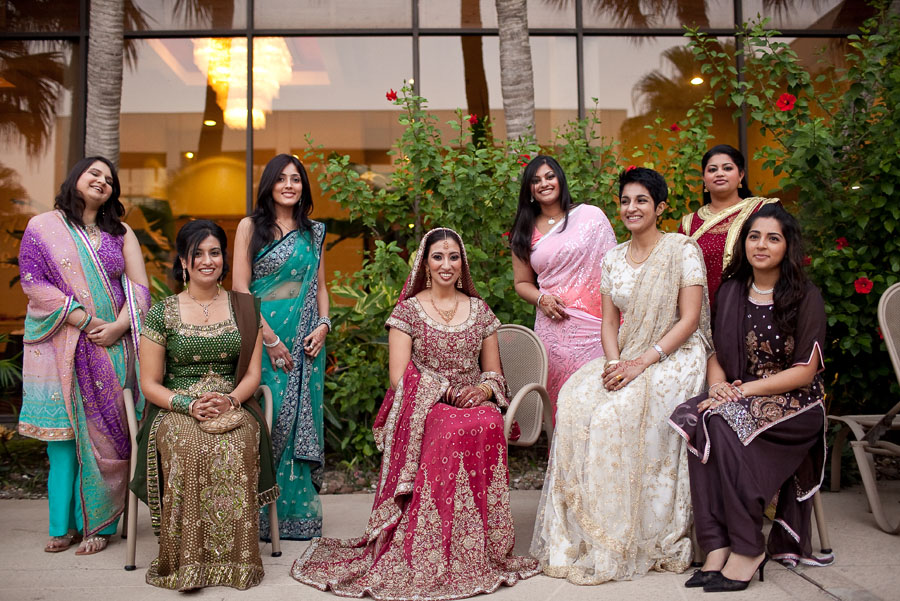 indian pakistani wedding reception in houston texas photographed by dallas wedding photographer table4