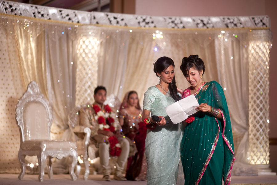 indian pakistani wedding reception in houston texas photographed by dallas wedding photographer table4