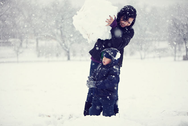 dallas snow day in february 2010 photos at white rock lake by jason huang of table4 weddings