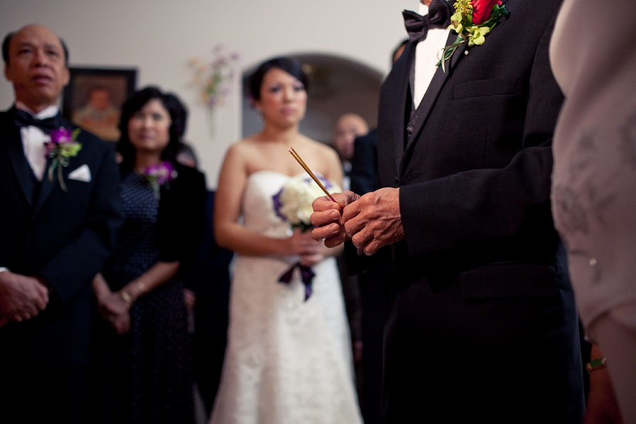 classic elegant wedding at the driskill hotel in downtown austin photographed by austin wedding photographer table4 weddings