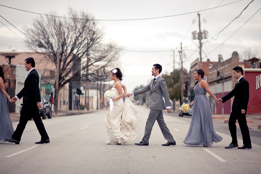 fashionable, chic, modern, fun wedding at the joule hotel dallas and tower club photographed by dallas wedding photographer table4 weddings