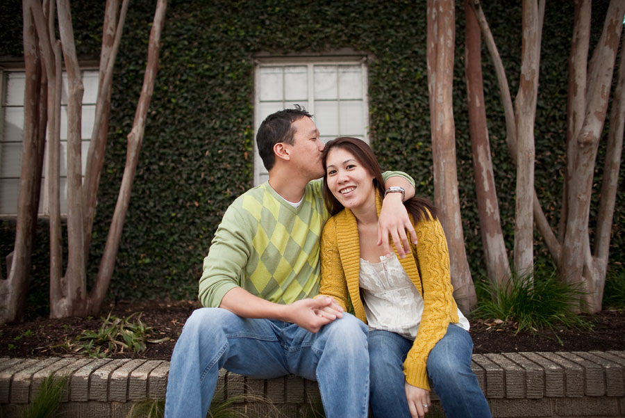 fun, funky engagement photos in austin on south congress by austin wedding photographer table4 weddings