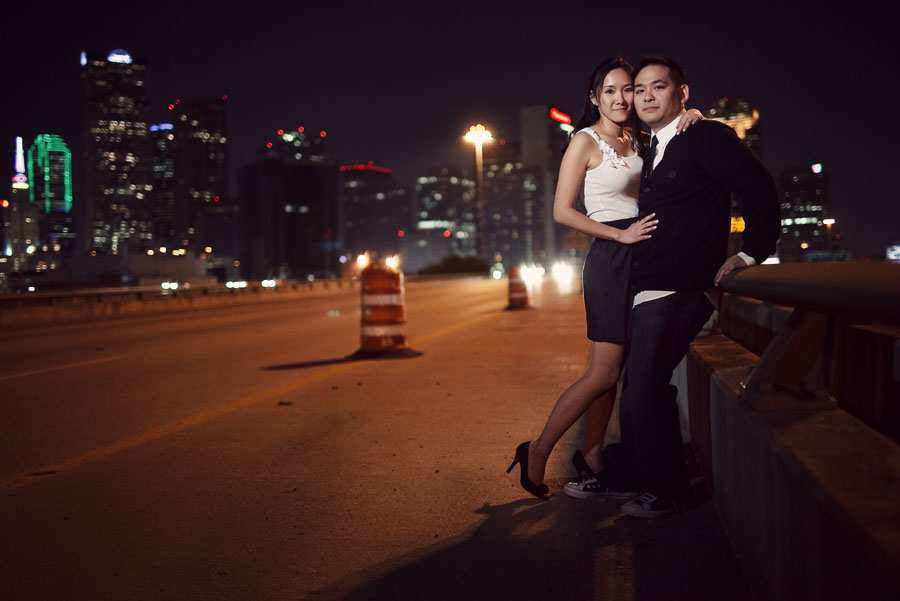 chic modern creative engagement session in downtown dallas by dallas wedding photographer table4 weddings