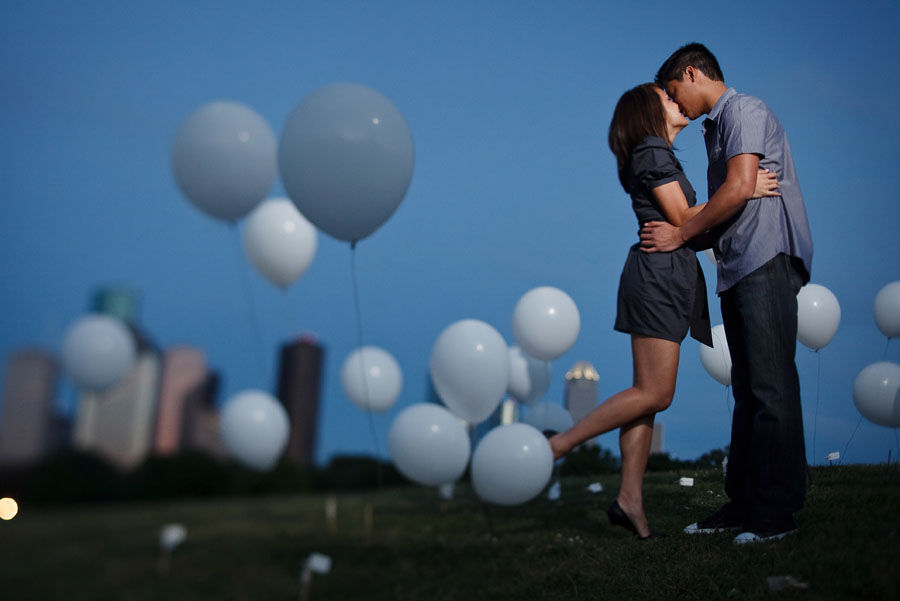 fun creative engagement session with white balloons by dallas wedding photographer table4