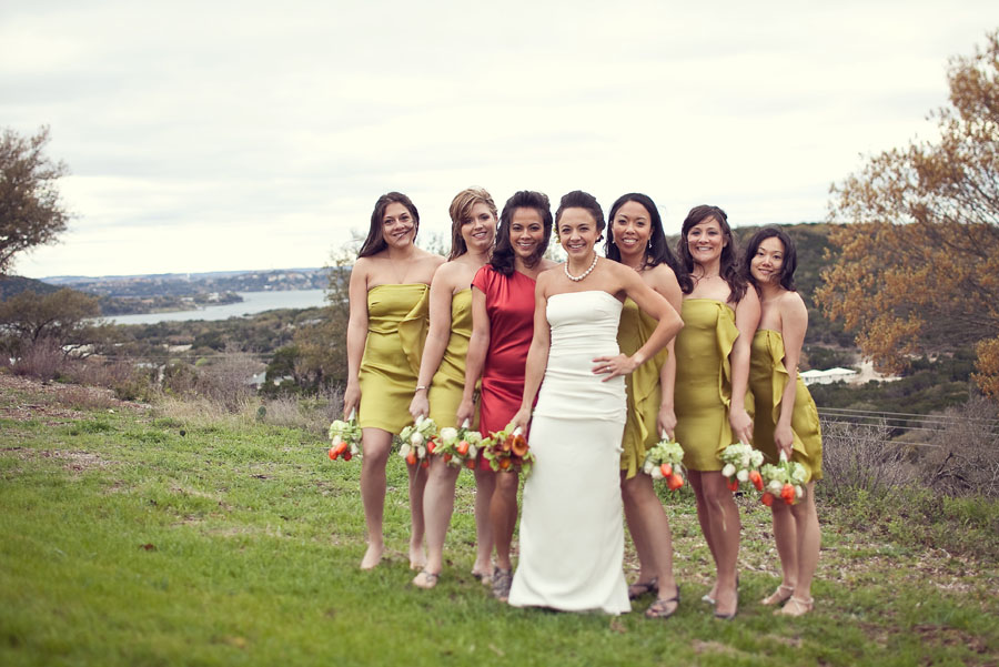 outdoor hill country wedding at hacienda del lago in austin texas by dallas wedding photographer table4