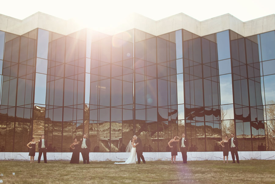 fun outdoor wedding at hamilton 12 in austin texas by dallas wedding photographer table4