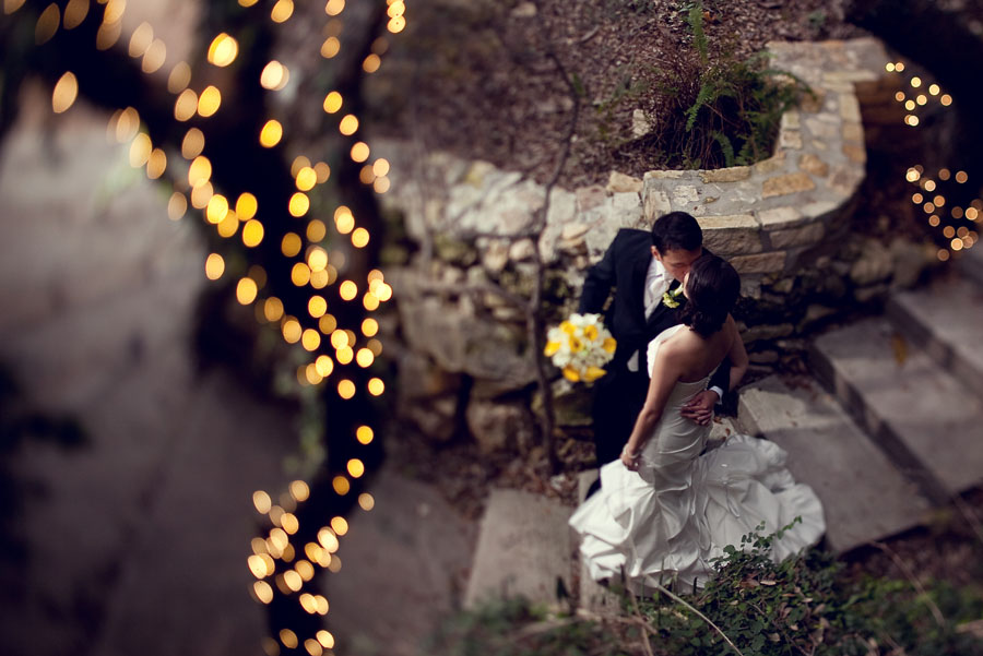 classic tuscan wedding at villa antonia in austin texas by dallas wedding photographer table4