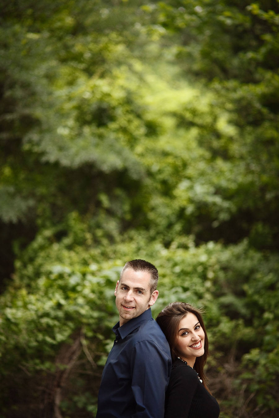 southern country charming engagement photogs by dallas photographer table4