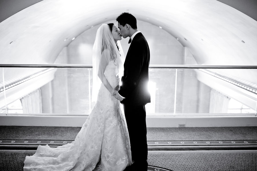 glamorous uptown luxury wedding at the crescent hotel in dallas by table4 photography