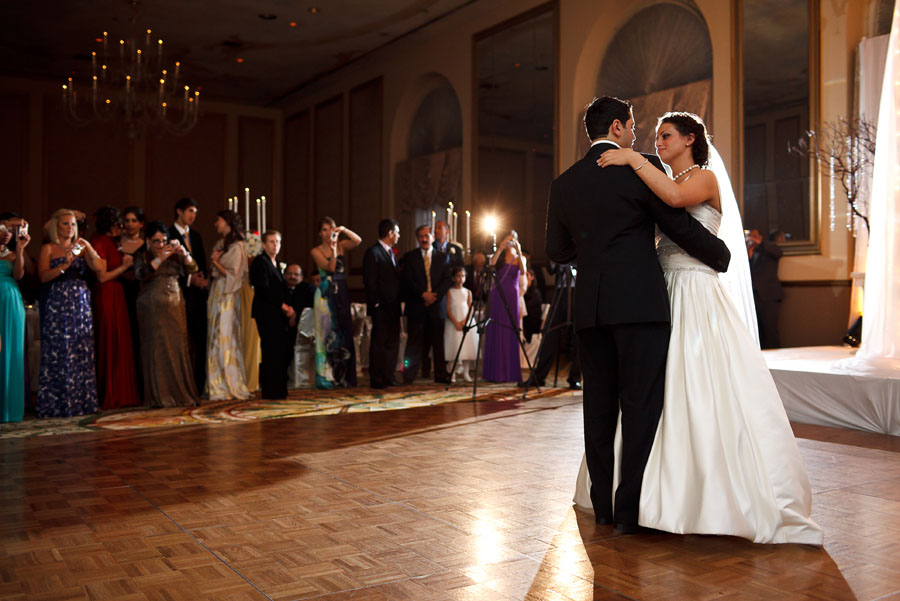 adolphus hotel dallas wedding photographs by dallas photographer table4