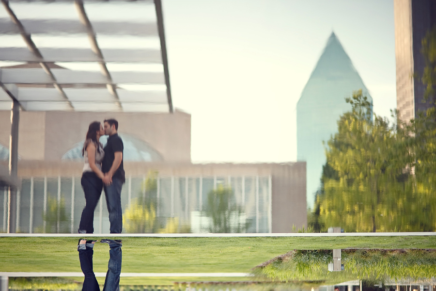 winspear opera house engagement pictures by dallas photographer table4