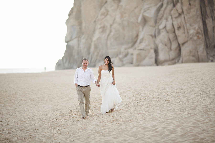 lovers beach cabo san lucas wedding images