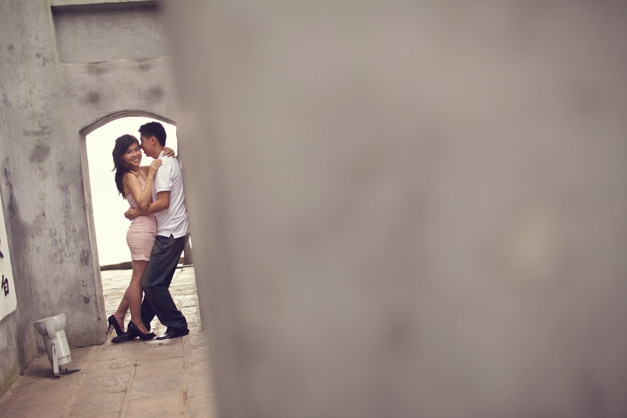 hanoi vietnam engagement session photo