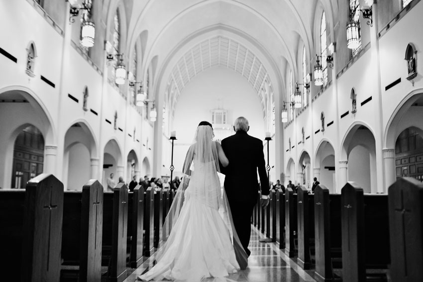 classic modern st. thomas aquinas wedding by dallas wedding photographer table4