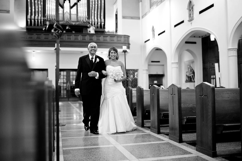 classic modern st. thomas aquinas wedding by dallas wedding photographer table4