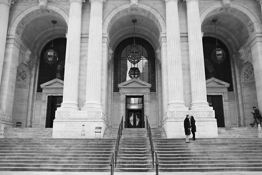 new york public library engagement session by destination engagement photographer table4