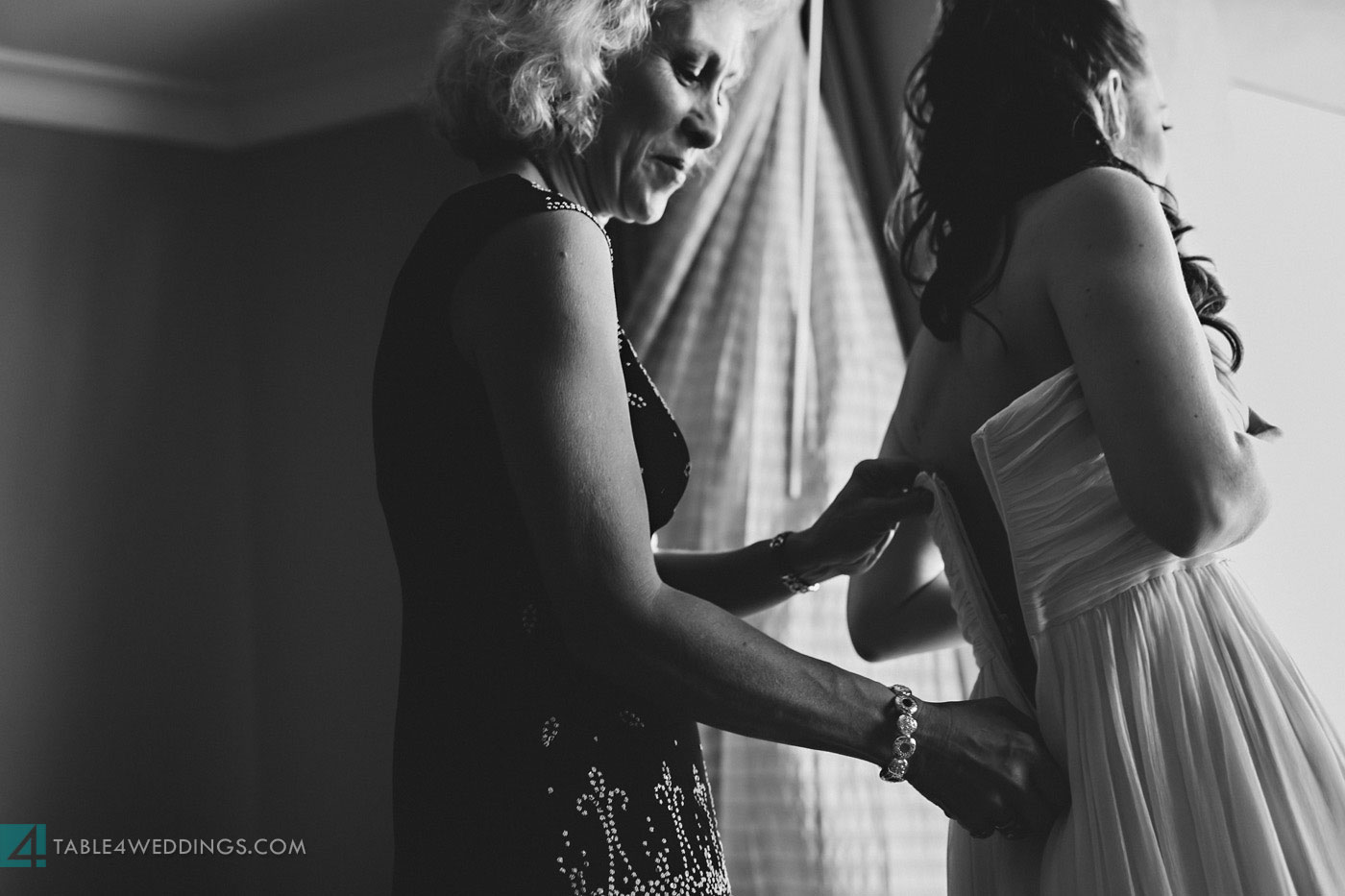 atlantis bahamas beach wedding during hurricane sandy