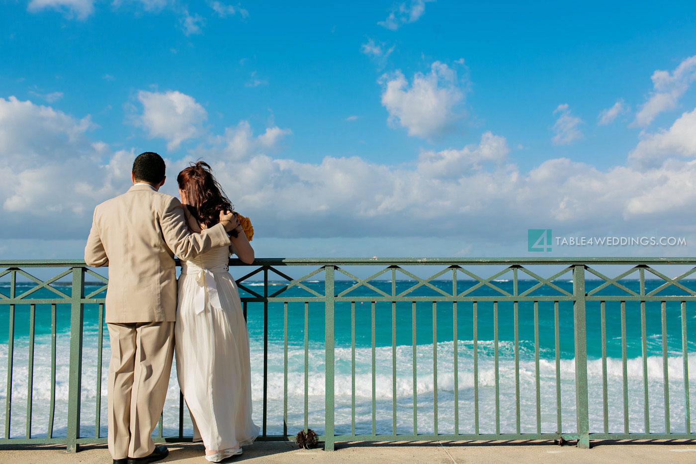 atlantis bahamas beach wedding during hurricane sandy