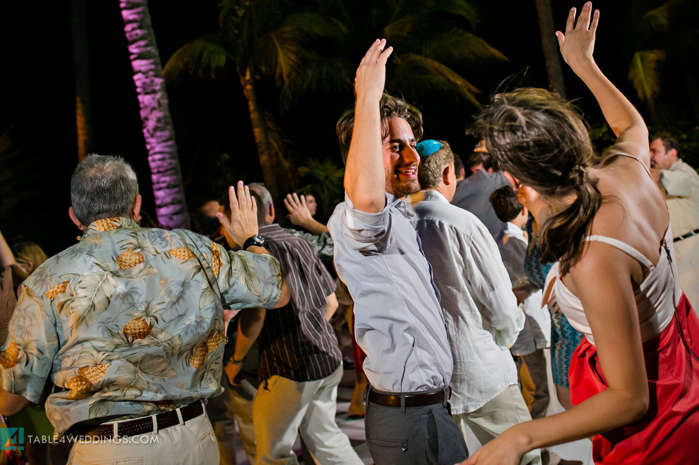 atlantis bahamas beach wedding during hurricane sandy