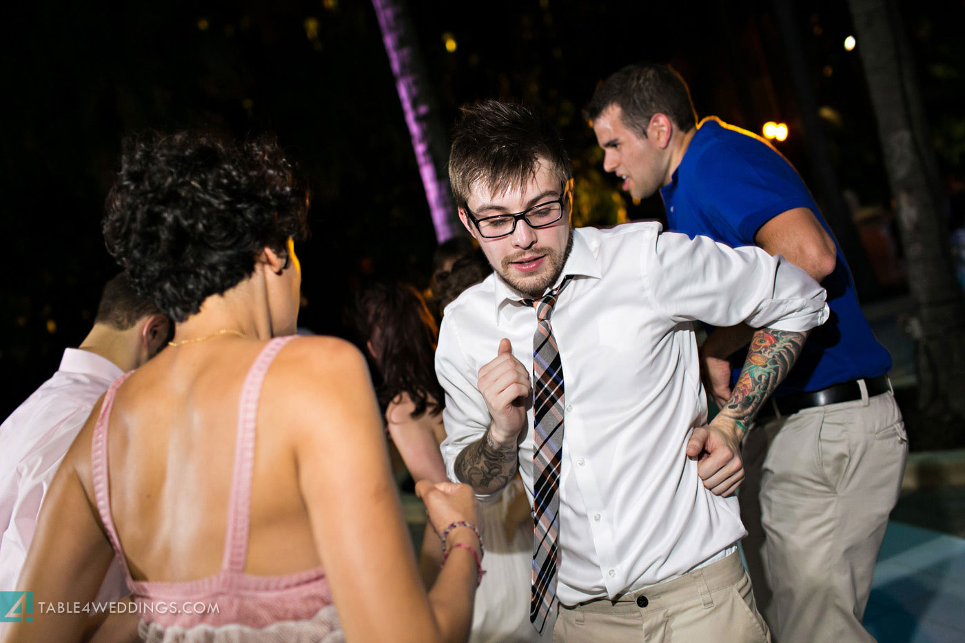 atlantis bahamas beach wedding during hurricane sandy