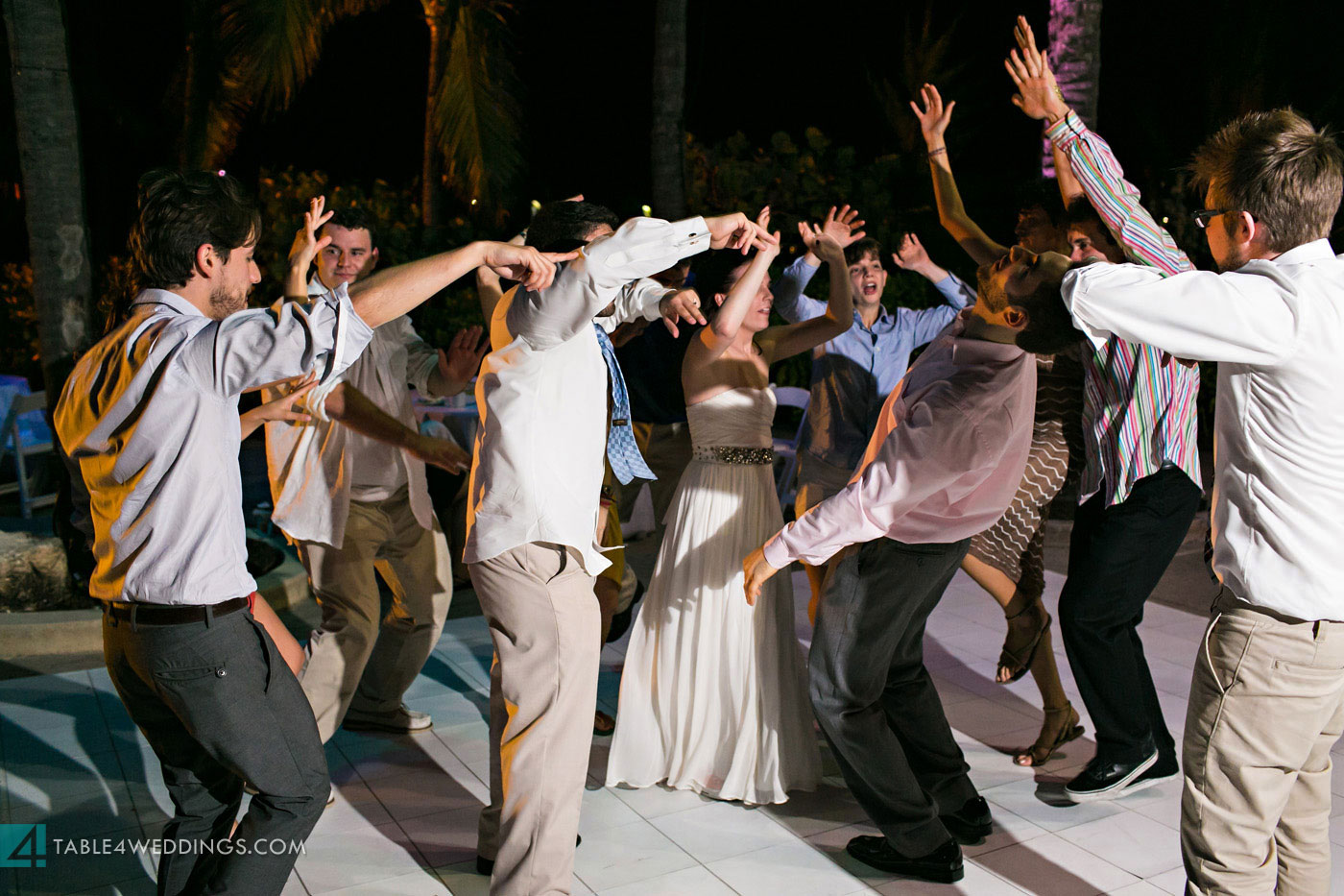 atlantis bahamas beach wedding during hurricane sandy