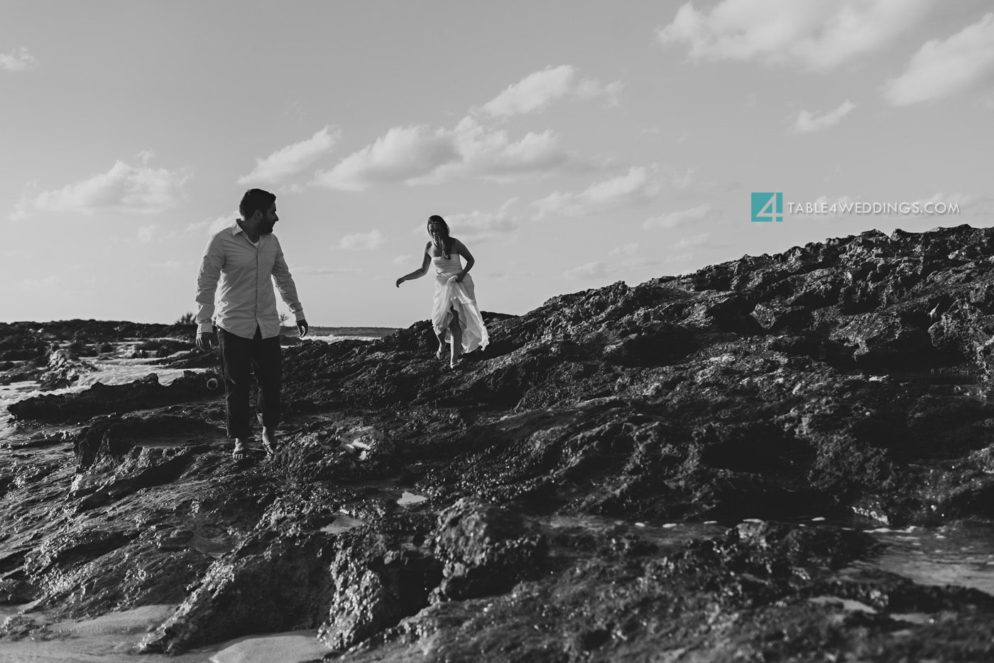 atlantis bahamas beach wedding during hurricane sandy