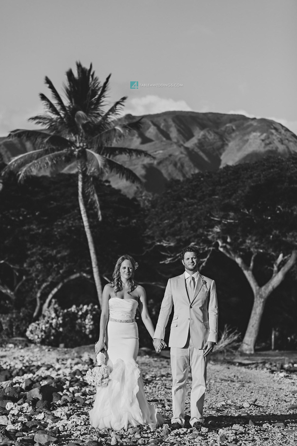 olowalu plantation house wedding sunset portraits, maui wedding photography, hawaii wedding photography