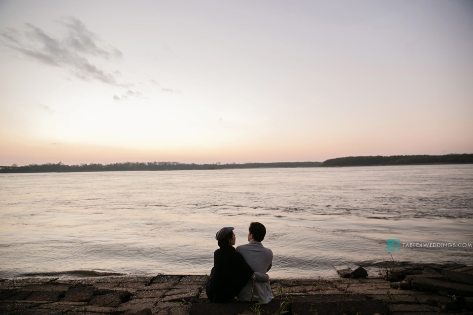 033 table4 best of 2013 engagement photos mississippi river memphis