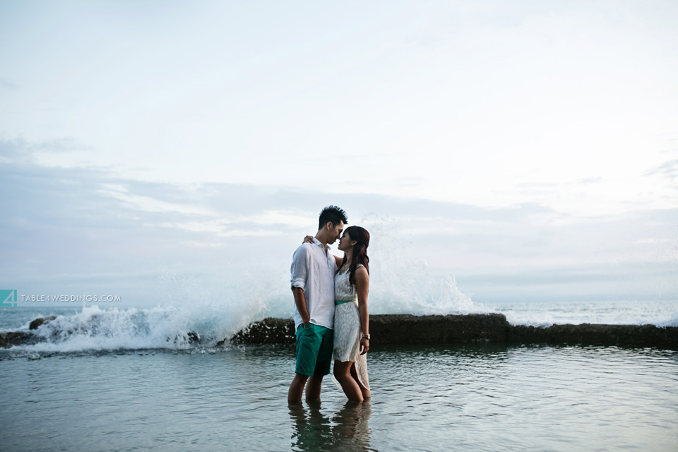 037 table4 best of 2013 engagement photos laguna beach waves crashing