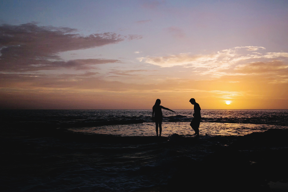 sunset laguna beach engagement photo, southern california wedding photographer jason huang