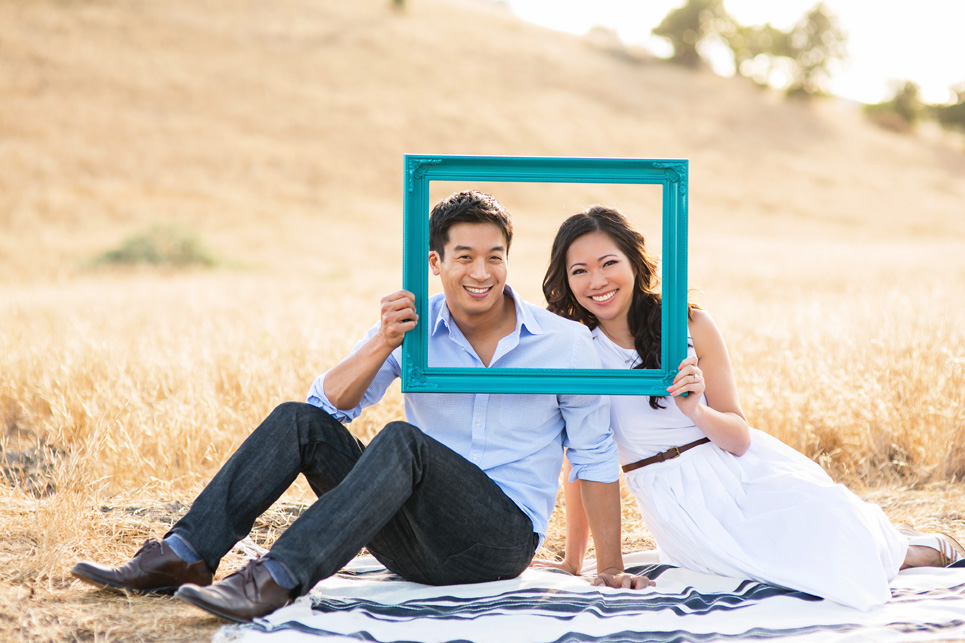 riley wilderness park engagement photo, southern california wedding, picture frame engagement