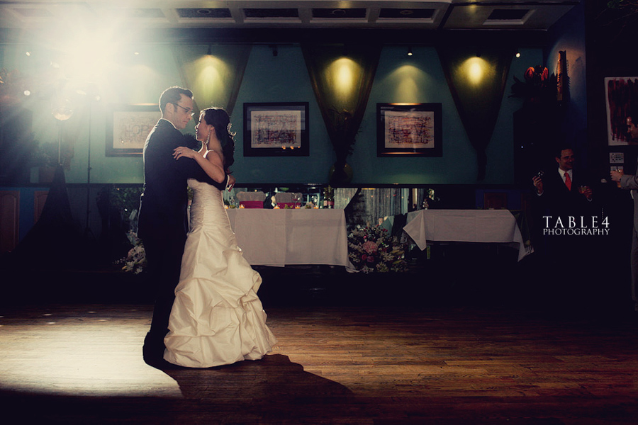 vietnamese wedding reception image, dancing